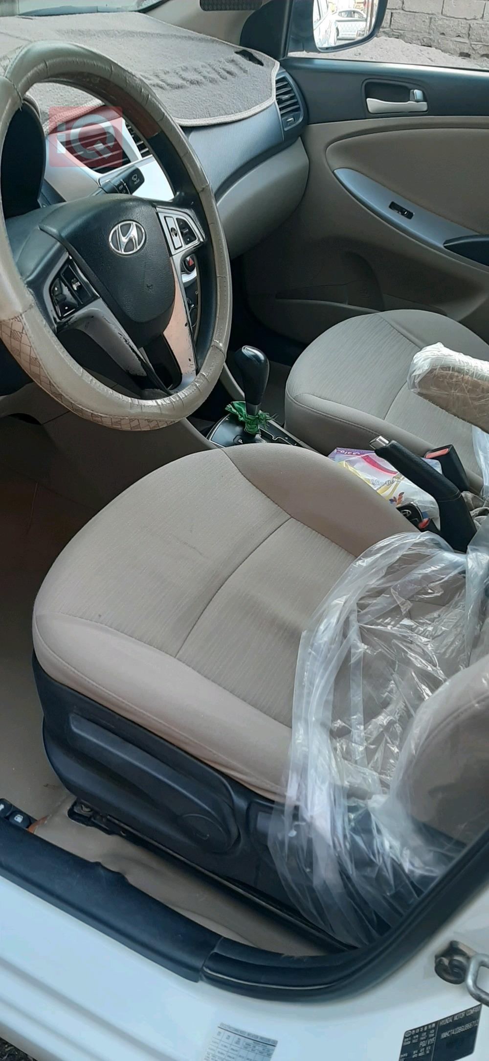 هیۆندای ئەکسنت